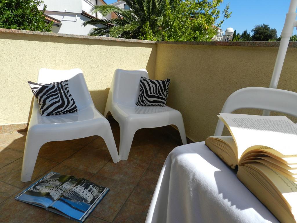 Apartments Lodra Pula Extérieur photo