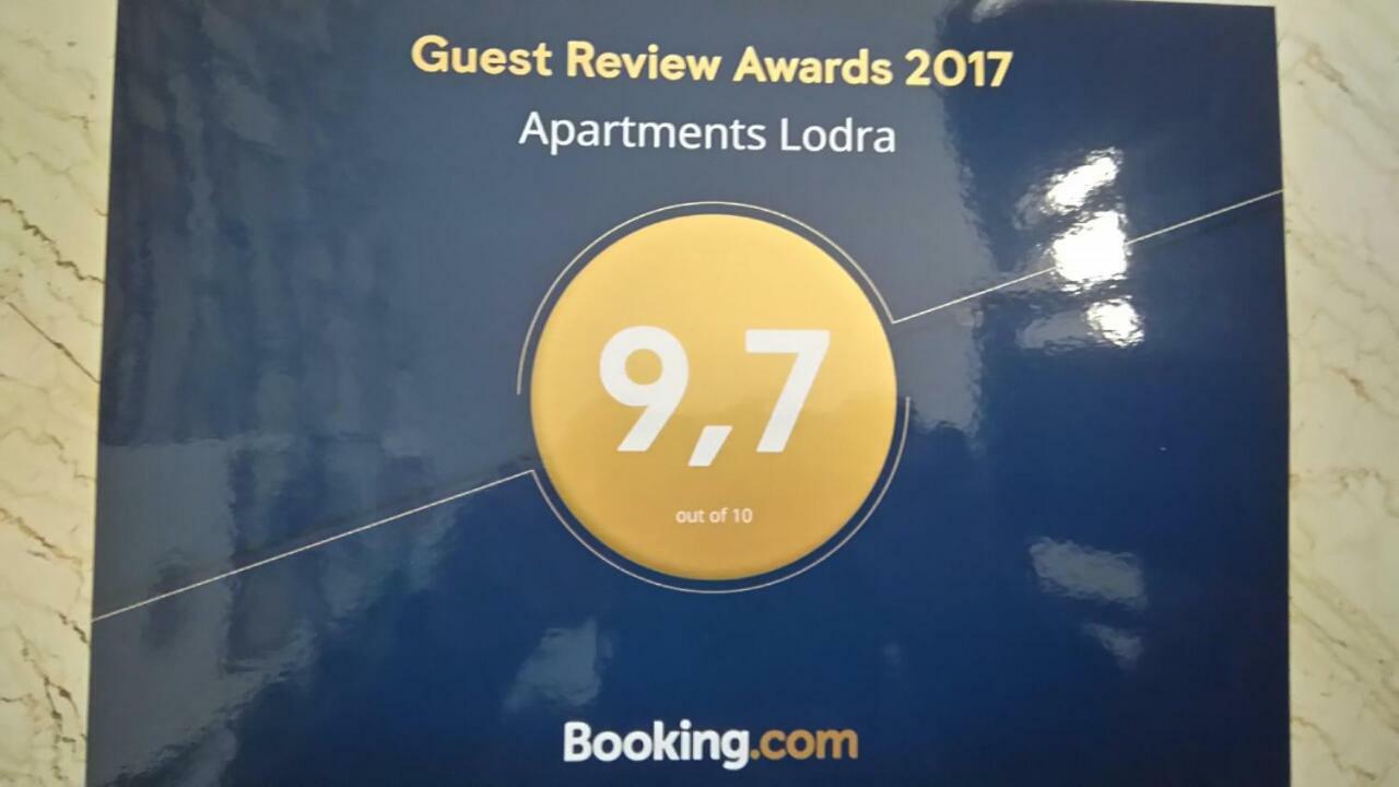Apartments Lodra Pula Extérieur photo
